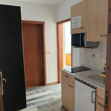Holiday home Kuca Orhidea *