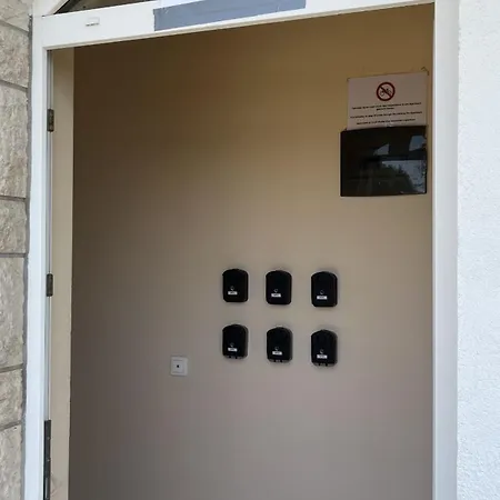 Kuca Orhidea Feriehus *