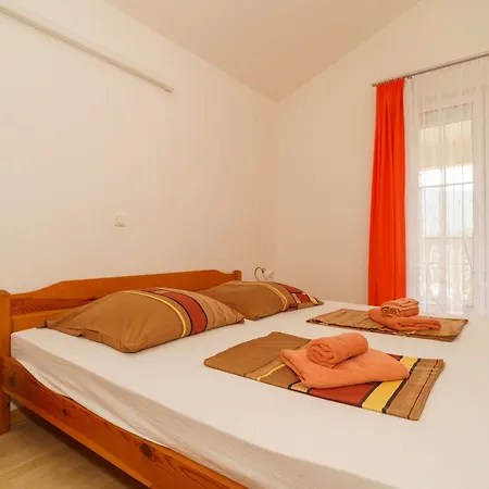 Kuca Orhidea Holiday home *