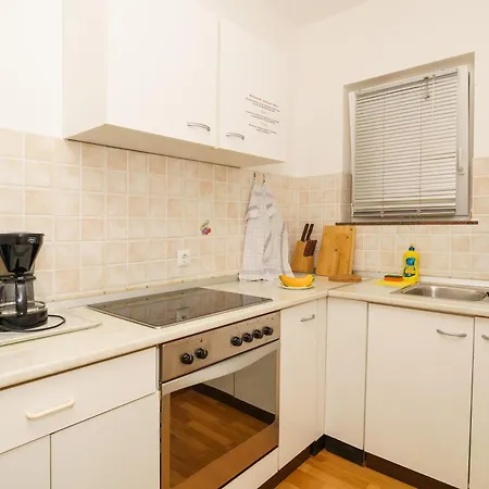 Kuca Orhidea Holiday home Crikvenica