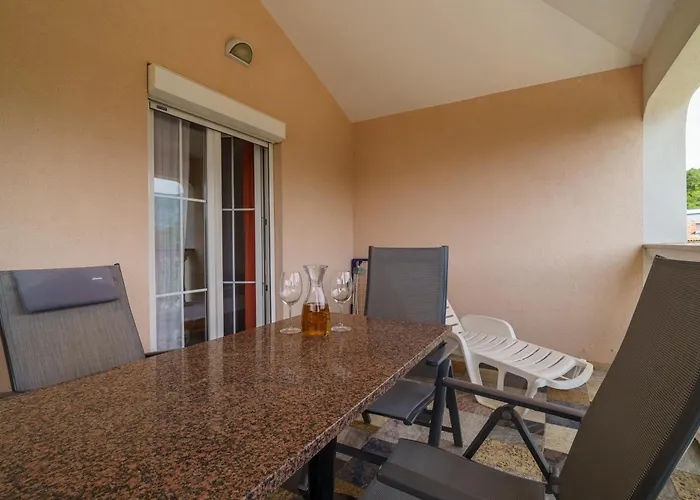 Nyaraló Kuca Orhidea *